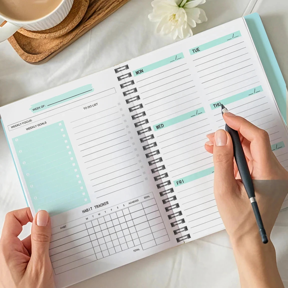 Weekly planner  52 weeks undated
